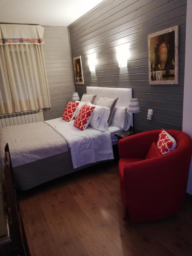 Hostal Martin - Sanabria Ribadelago Zewnętrze zdjęcie