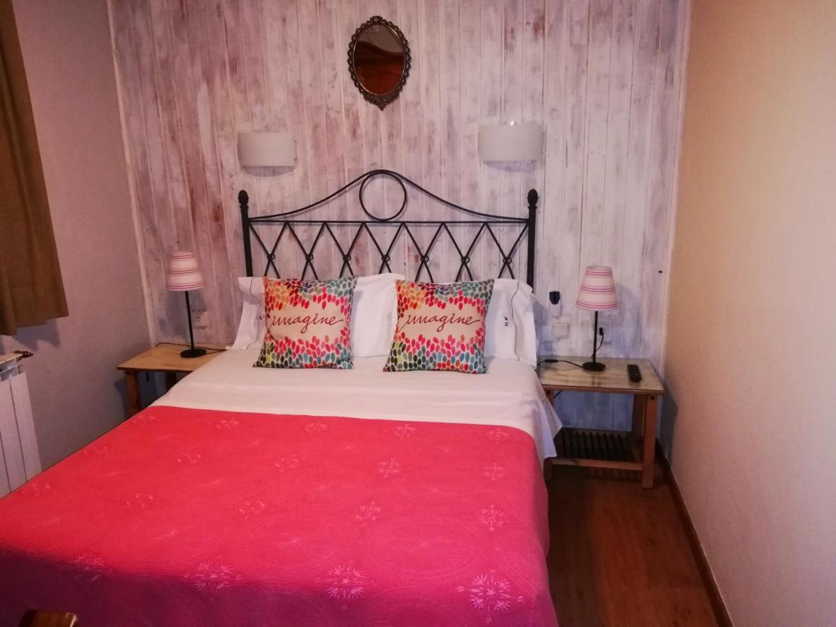 Hostal Martin - Sanabria Ribadelago Zewnętrze zdjęcie