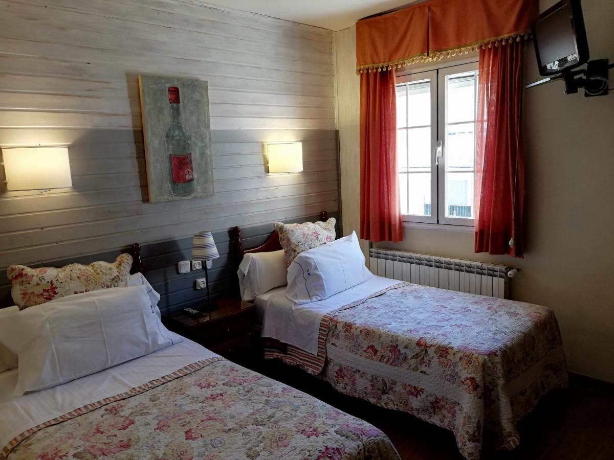 Hostal Martin - Sanabria Ribadelago Zewnętrze zdjęcie