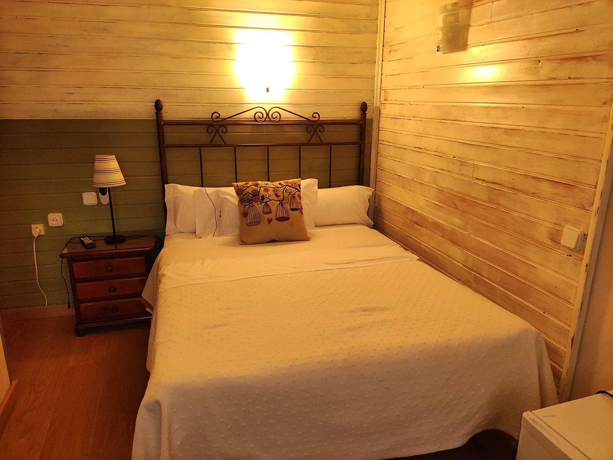 Hostal Martin - Sanabria Ribadelago Zewnętrze zdjęcie