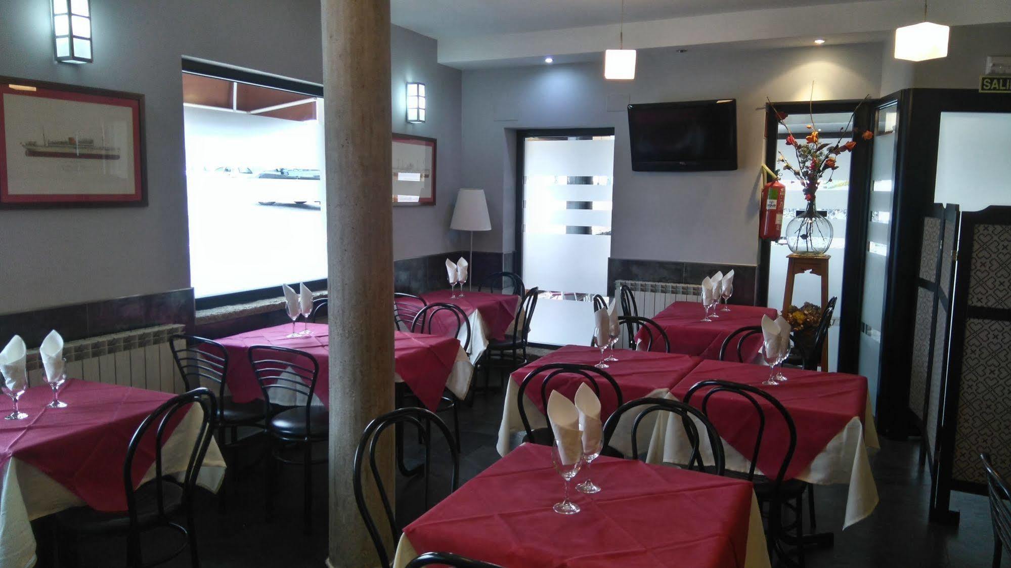 Hostal Martin - Sanabria Ribadelago Zewnętrze zdjęcie