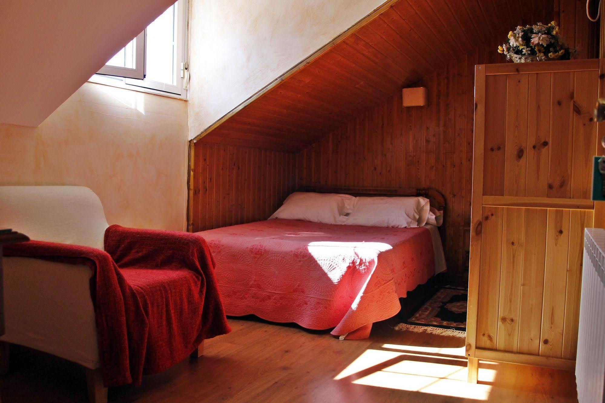 Hostal Martin - Sanabria Ribadelago Zewnętrze zdjęcie